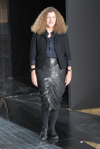 Illustration for article titled Nicole Farhi's Collection Inspires The Sin Of Covetousness